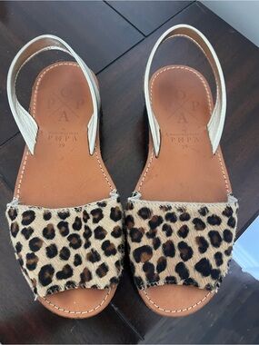 Pepa Menorquinas Leopard Print Leather Slingback Sandals - Size 39
